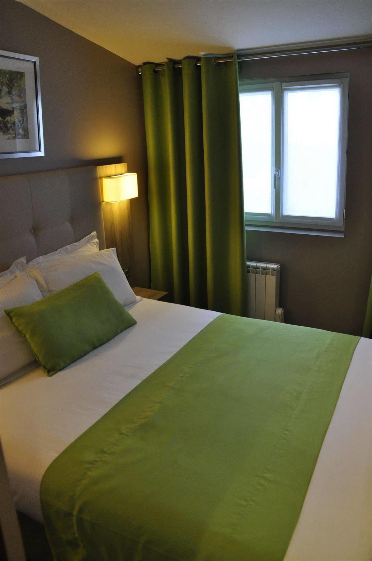 Hotel Floridor Etoile Ольне-су-Буа Экстерьер фото